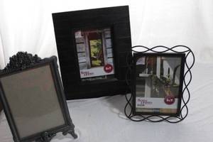 lot 51 image: Picture Frames 5x7
