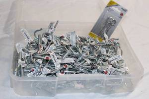lot 55 image: Large selection of eyebolts and hooks