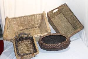 lot 60 image: Variety of Wicker baskets