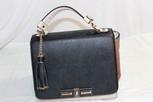 lot 167 image: Nice Womens Purse