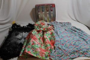 lot 236 image: Girls Dresses size 12-1 and Fragrance