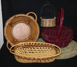 lot 63 image: Wicker baskets