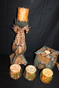 lot 31 image: Resign Giraffe Dcor, Candle holders and Tissue Box with Candles