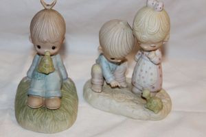 lot 10 image: Precious Moments Figures