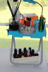 lot 84 image: Pedicure set