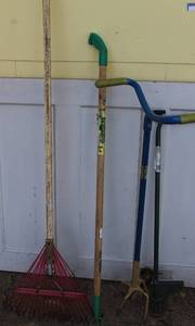 lot 123 image: Yard tools as shown