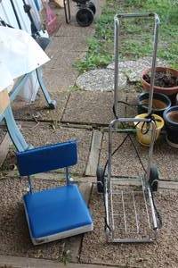 lot 135 image: Stadium Chair and Cart