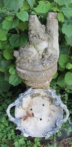 lot 176 image: Gnome Statuary on Stand and Grape Themed Planter Bottom