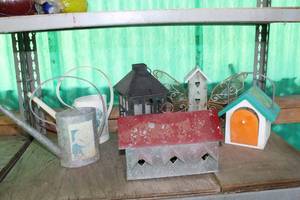 lot 199 image: Variety of Bird Houses and Decorative Metal Watering Cans