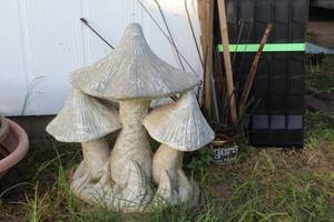 lot 71 image: Garden Statute