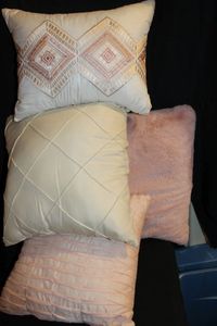 lot 155 image: Decorative Pillows