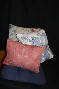 lot 156 image: Decorative Pillows