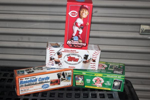 lot 5 image: Complete Factory Sealed Collectors Series Baseball Cards Topps 1995 Complete Set Series  1&2, 1991 Score Collector set,  1996 Topps Series 1& 2 Including Mickey Mantle Commemorative Card and Tom Browning Bobble Head