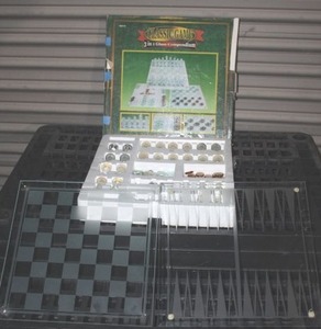 lot 68 image: Glass Chess Set
