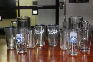 lot 59 image: Beer Glasses