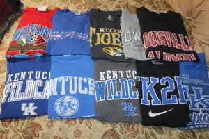 lot 63 image: Sports Team Apparel