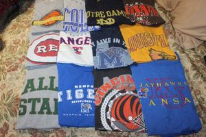 lot 82 image: Mens Sports Team apparel