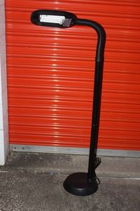 lot 75 image: LED Lamp with Flexible Pole