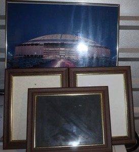 lot 84 image: Pictures and empty frames