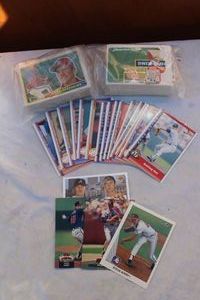lot 56 image: Baseball Cards including Complete Leaf Diamond King set, Nolan Ryan Set, and Steve Avery Cards as shown