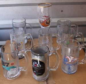 lot 58 image: Kentucky Derby Beer Glass