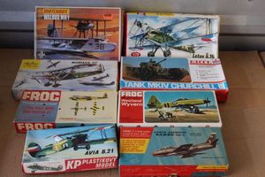 lot 177 image: Vintage Models Never assembled
