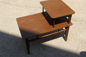 lot 171 image: Vintage End Table