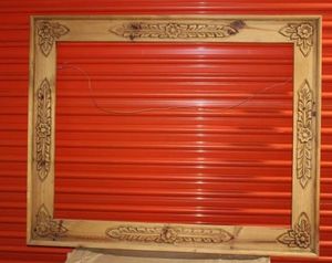 lot 251 image: Large Hand Carved Frame Made in Mexico