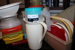 lot 285 image: Vintage Tupperware and More
