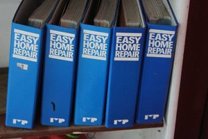 lot 368 image: Five Easy Home Repair DIY Books