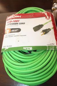 lot 371 image: Unused 100ft Extension Cord