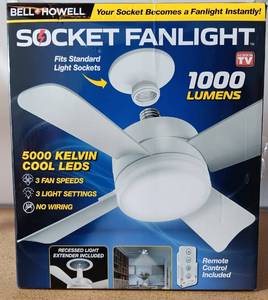 lot 25 image: BELL HOWELL SOCKET FANLIGHT, 1000 LUMENS, 5000 KELVIN COOL LEDS IN BOX AS SHOWN.