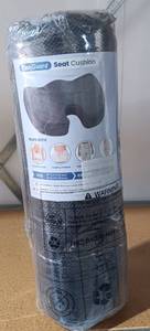 lot 102 image: TUSH GUARD SEAT CUSHION 18X14.2X3.15 IN PACKAGE AS SHOWN.