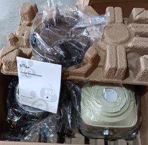lot 134 image: BEAR BABY FOOD PROCESSOR MO#LLJ-E20L1 IN BOX AS SHOWN. TAKE A LOOK
