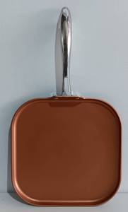 lot 147 image: ALL IN ONE COPPER GRILL PAN AS SHOWN.