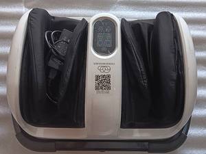 lot 314 image: CLOUD MASSAGE FOOT MASSAGER AS SHOWN.