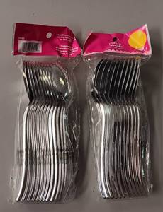 lot 243 image: YOUR BID X 25 NEW, UNOPENED PLASTIC SPOONS (SILVER), 12PK, AS SHOWN.