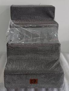 lot 347 image: EHEYCIGA DOG STAIRS, PETS STEPS FOR SMALL DOGS AND CATS, APPROX. 24 X 15 X 18 AS SHOWN.