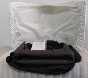 lot 98 image: PAMO BABE BABY PLAYPEN P996 WITH STORAGE  CARRYING BAG AS SHOWN.