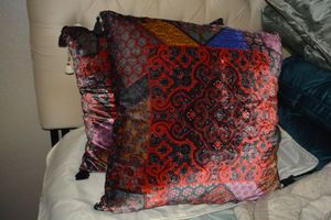 lot 370 image: Silk velvet Pillows by Johnny Was Qty.2