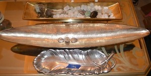 lot 106 image: Z Gallerie Table Display Bowls, Generous collection of Citrine and Selenite crystals