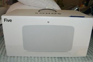 lot 5 image: SONOS 5 Home Speaker. Open lot to see link for more information on SONOS 5.
