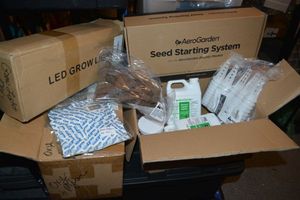 lot 177 image: Aero Garden Seed Starting System with LED grow light, oxygen indicators