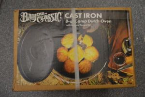 lot 178 image: Bayou Classic Cast Iron Camp Dutch Oven - 8 Qt. unopened in Box
