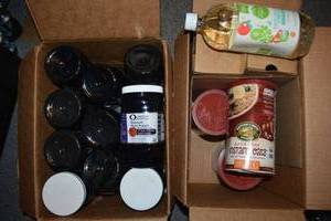 lot 208 image: Prep Food lot - All Food is Organic, natural and Sulfur Free Instant Oats, Distilled white vinegar, Quantum Plant Protein