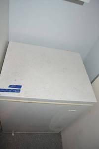 lot 213 image: Galaxy Freezer chest - 27W x 22D x 34H. Currently running, contents not included