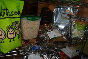 lot 252 image: Prep Food lot - All Food is Organic, natural and Sulfur Free Granulated Garlic, Dark Chocolate Chips, Whole Black pepper, Peanuts, Vegetable soup blend, Spirulina powder, Kale powder