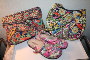 lot 323 image: Algeria Pink Floral Shoes FRE-525 size 40, Vera Bradley Fabric Bags
