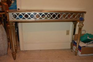 lot 18 image: Z Gallerie Console Table with mirrored sides and legs - 54W x 15D x 36H