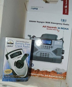 lot 43 image: KA900 Voyager MAX Emergency Radio and Battery-Free Crank Radio.
